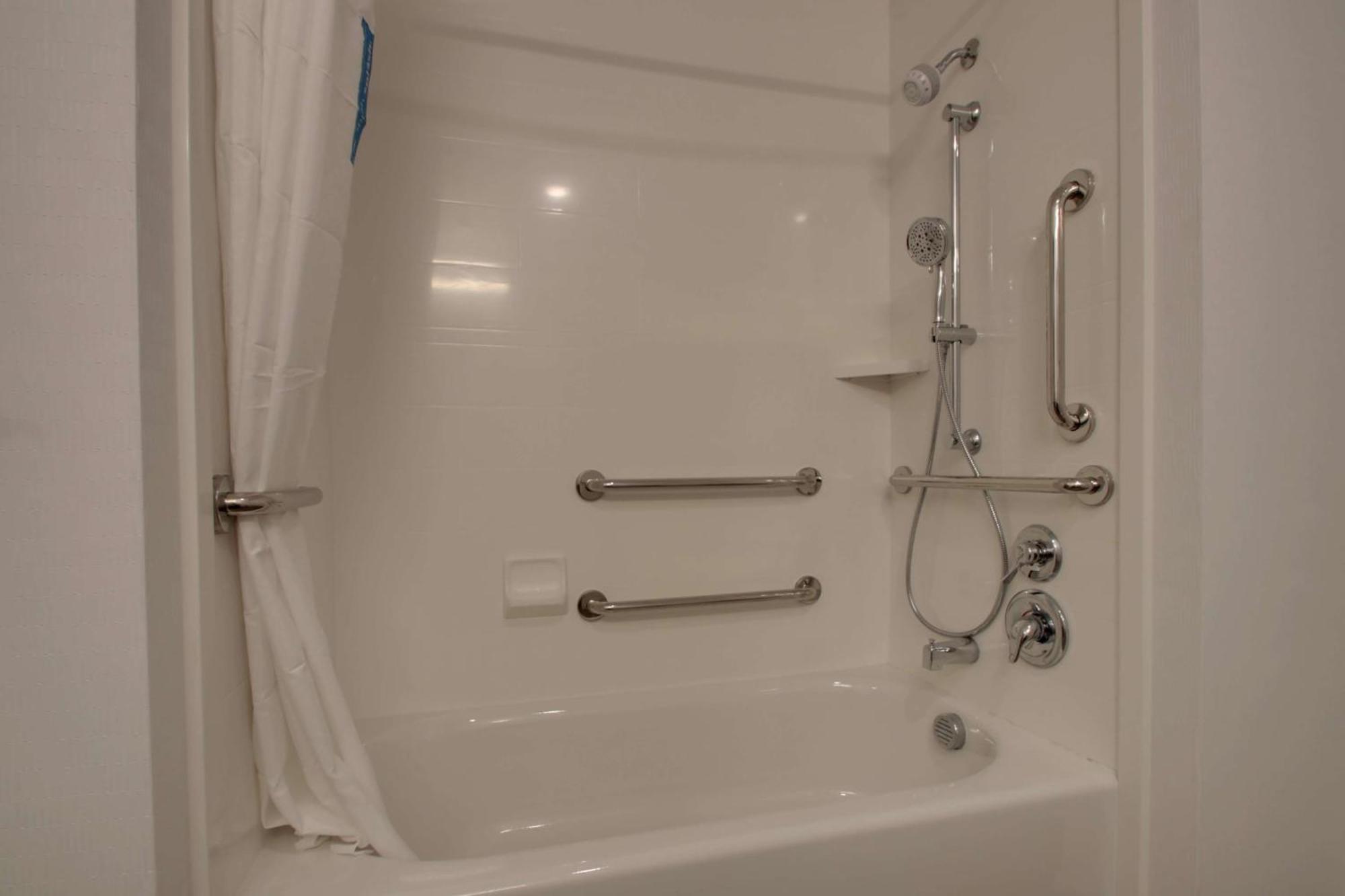 Hampton Inn & Suites By Hilton Knightdale Raleigh Luaran gambar